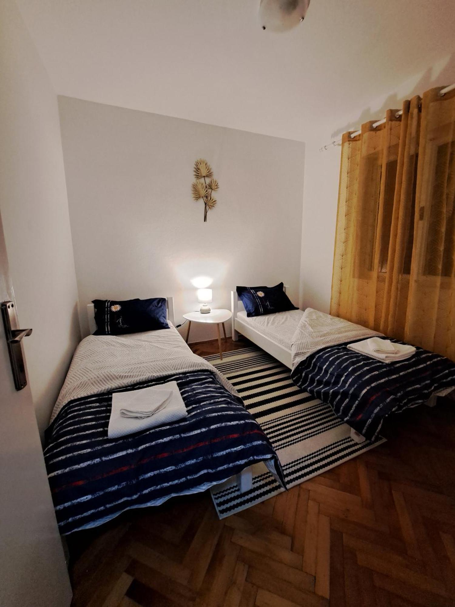 Red House Apartment Kotor Extérieur photo