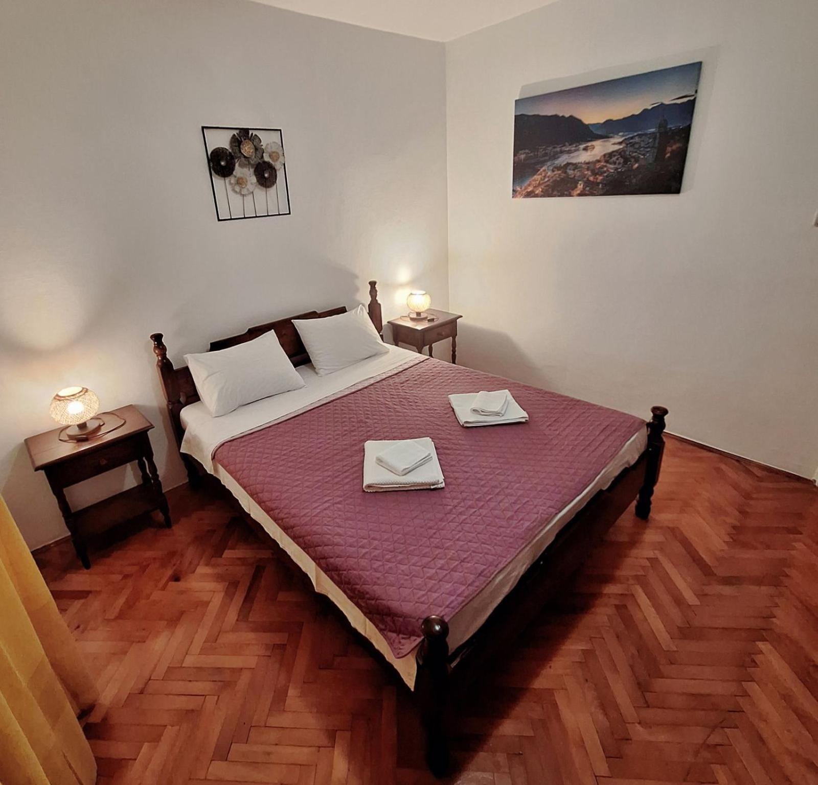 Red House Apartment Kotor Extérieur photo