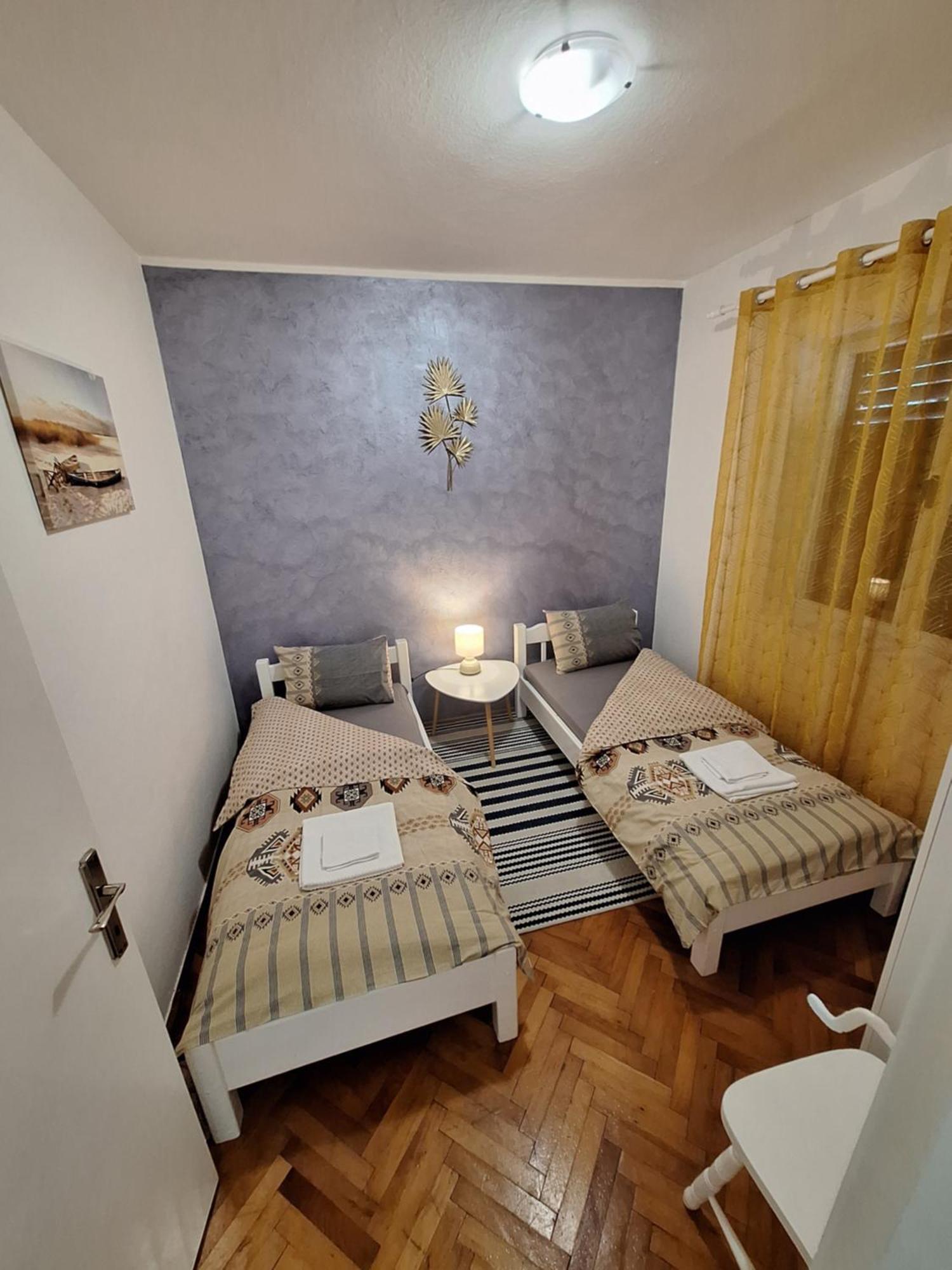 Red House Apartment Kotor Extérieur photo